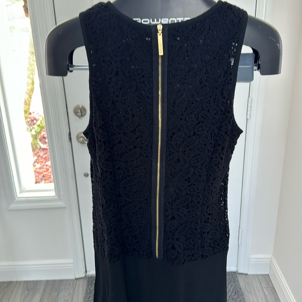 Dress - Picture 3 of 5